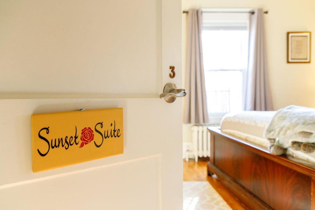 The Stella Rose B&B Wolfville Habitación foto
